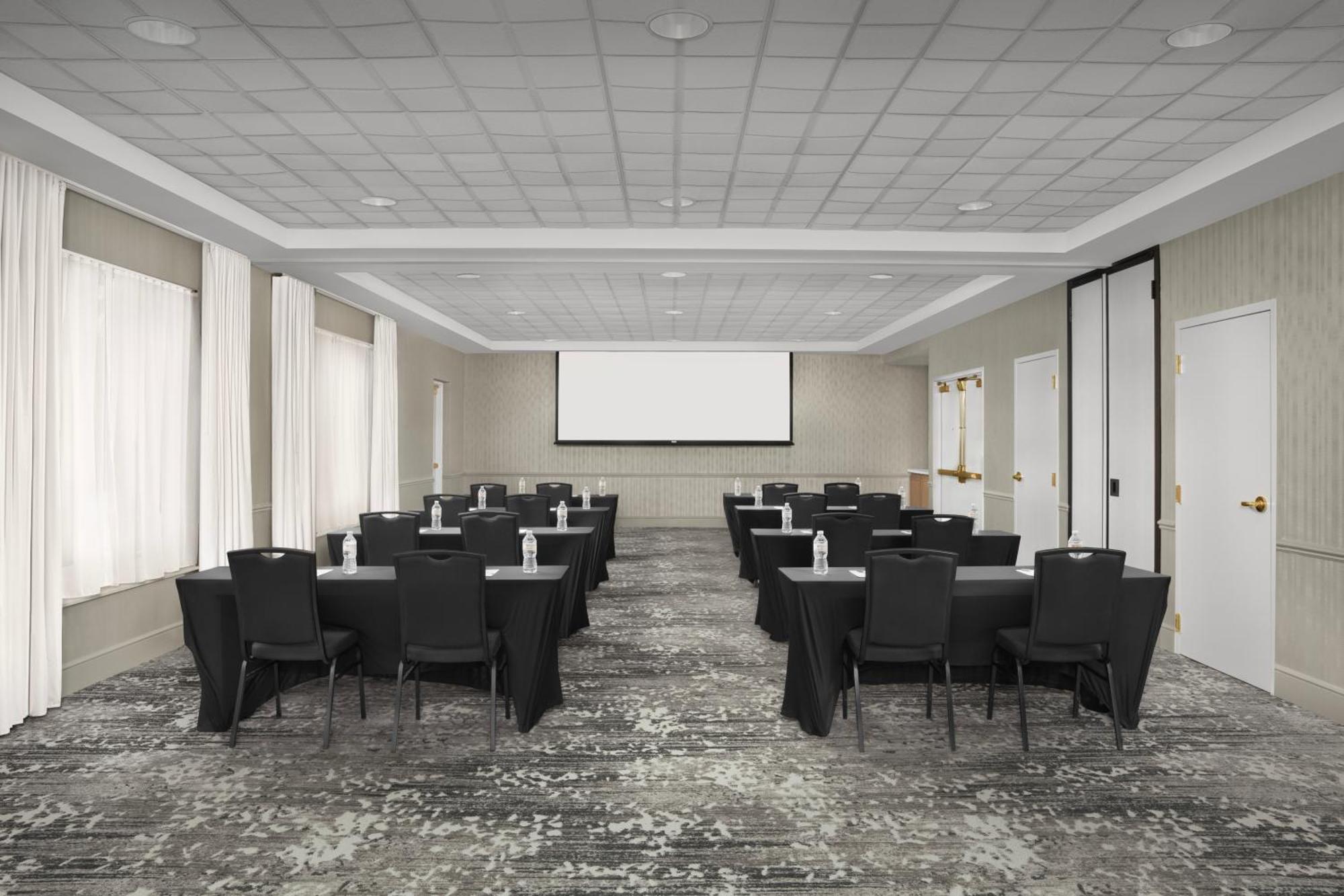 Hilton Garden Inn Hoffman Estates Exteriör bild