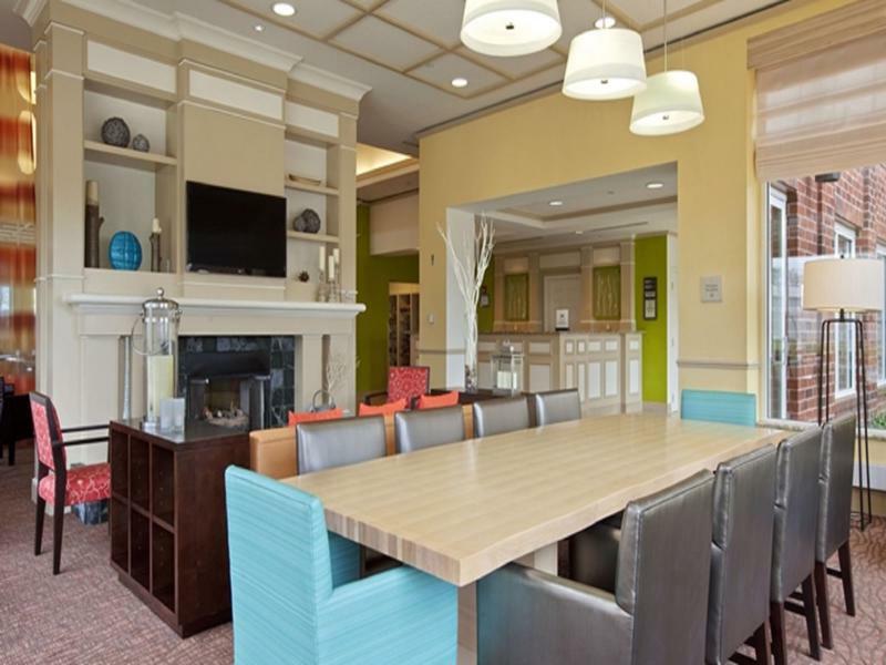 Hilton Garden Inn Hoffman Estates Exteriör bild